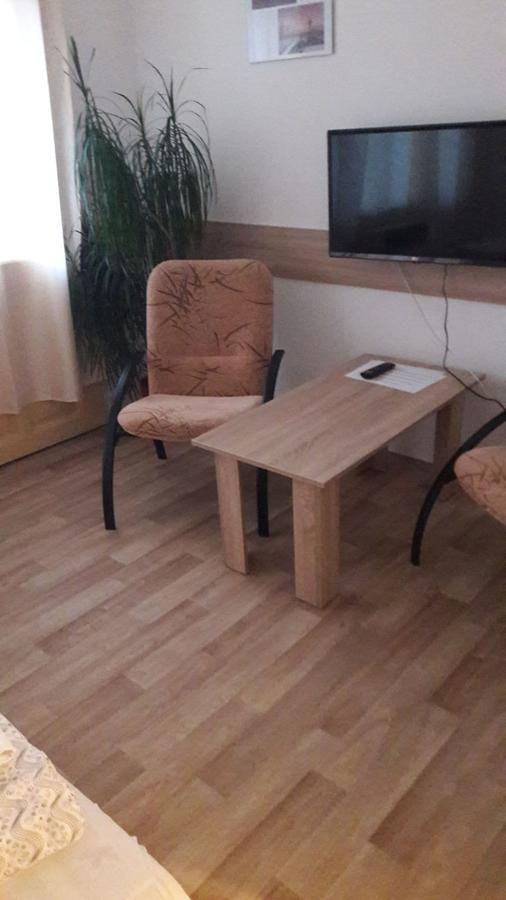Penzion Mar Hradec Králové 外观 照片