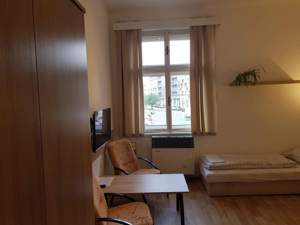 Penzion Mar Hradec Králové 外观 照片