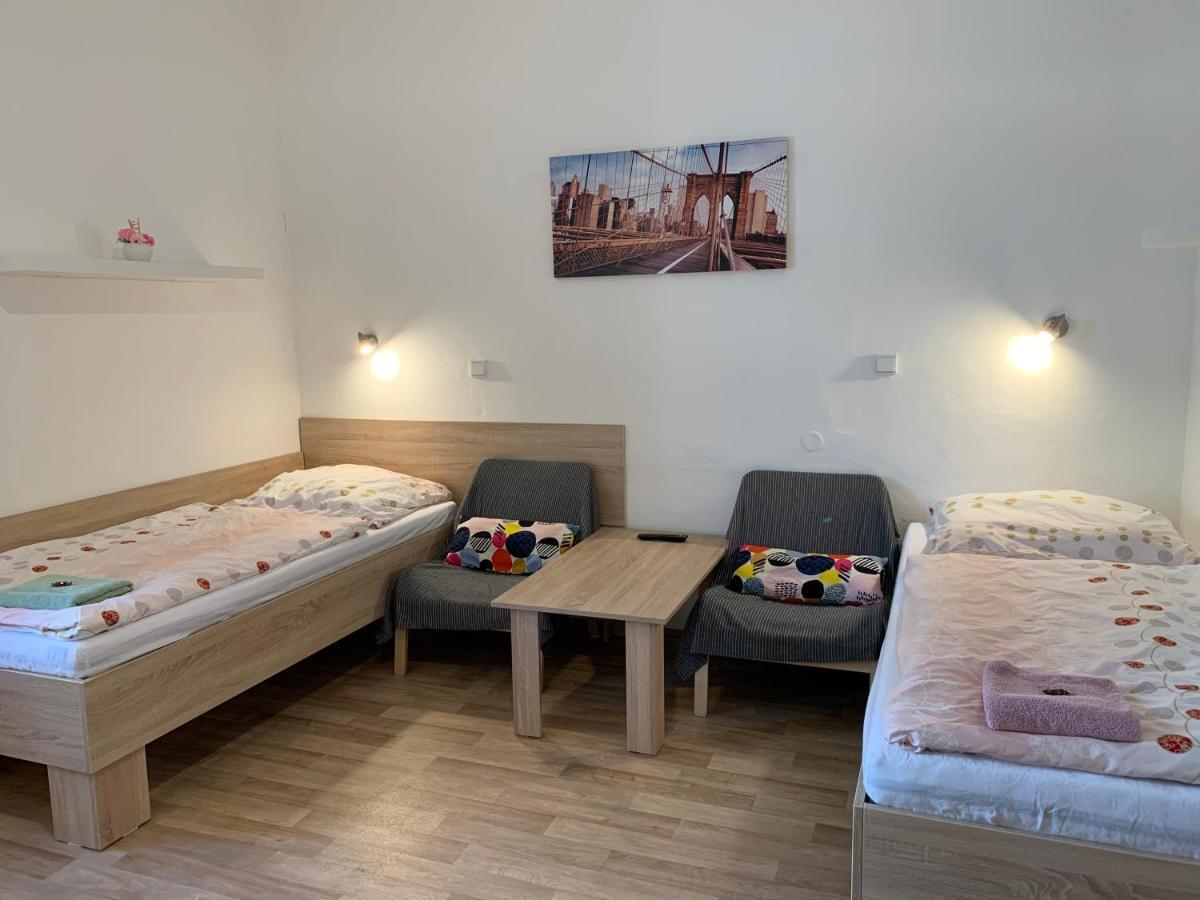 Penzion Mar Hradec Králové 外观 照片
