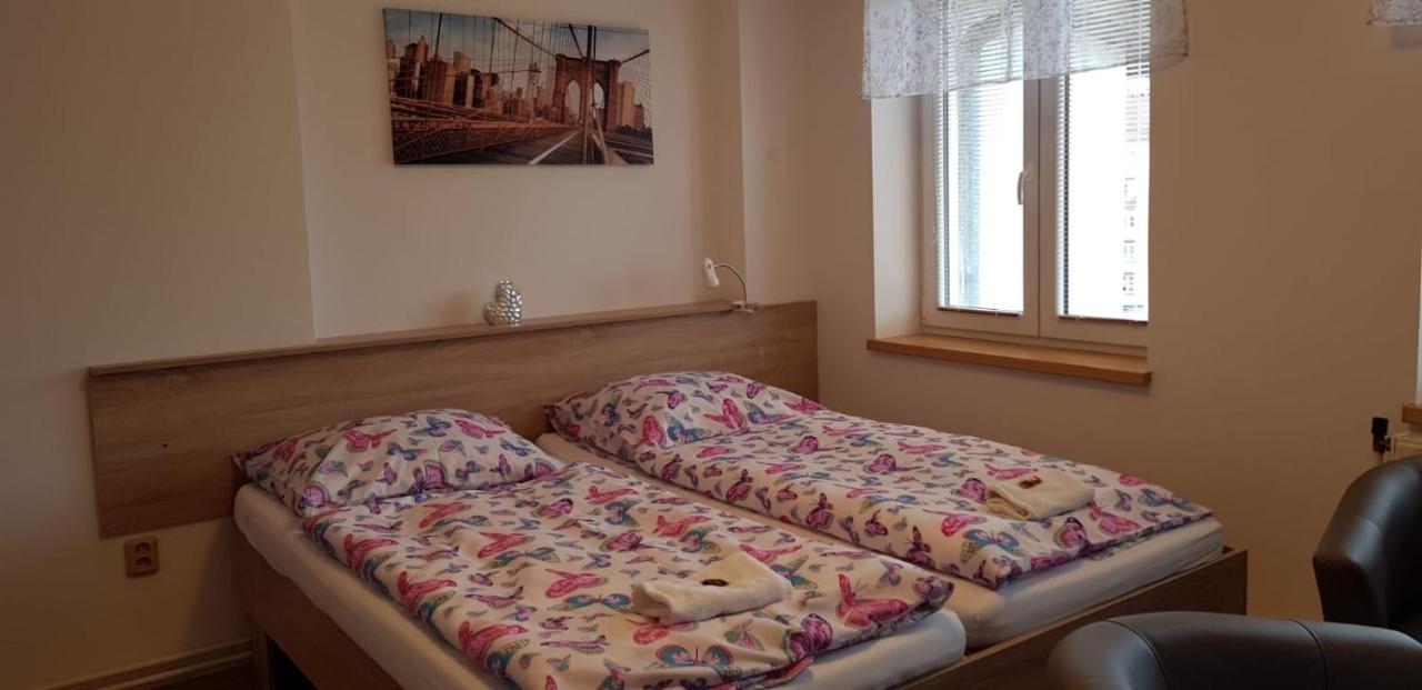 Penzion Mar Hradec Králové 外观 照片